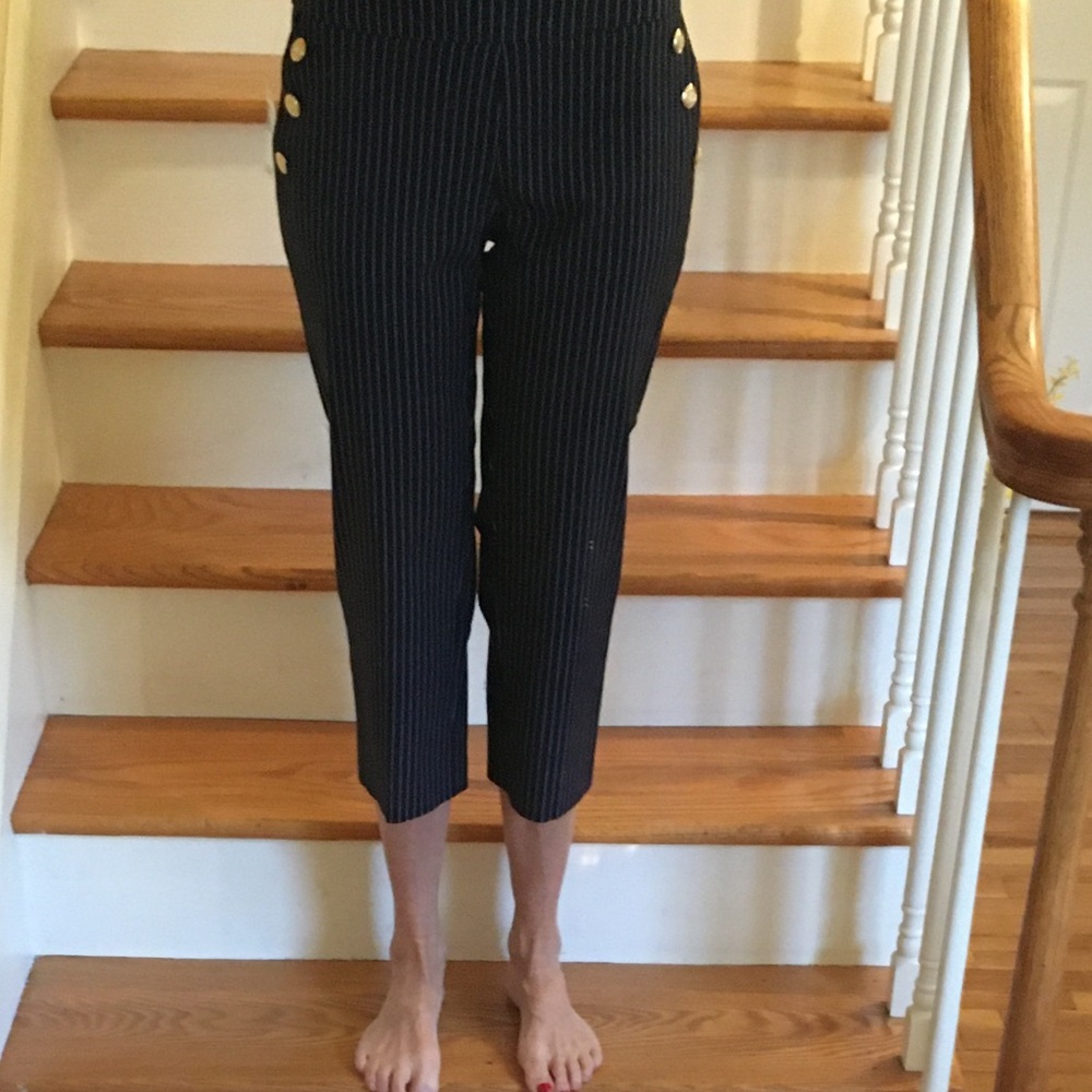 ROZ & ALI Dressbarn Crop Pinstripe Pants
